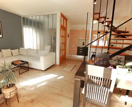 Apartment Center 4+1 - Id:833